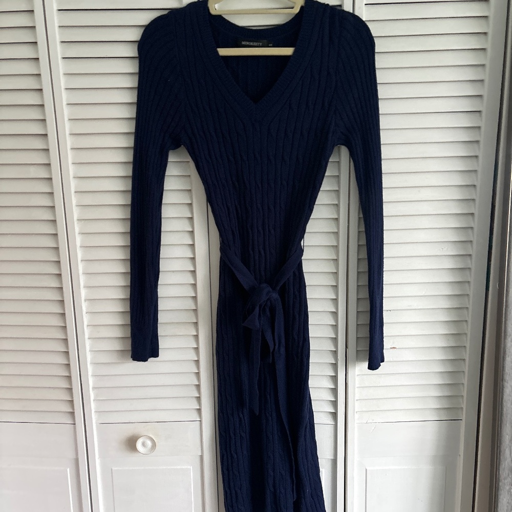 Midi cable knit sweater dress